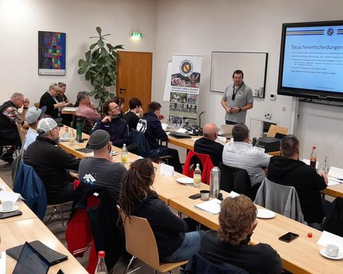 Bericht zur Kommissärs Neu- und Fortbildung im Rennsport