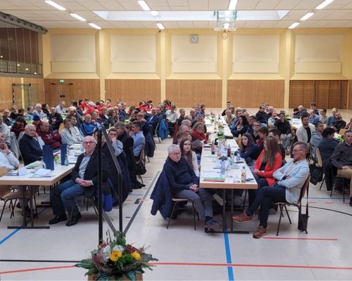 Pressebericht: Zahlreiche Ehrungen bei der Mitgliederversammlung des BRV in Mannheim