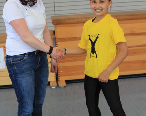 Handstand-Cup-Siegerin Lena Streit (RMSV Orsingen)