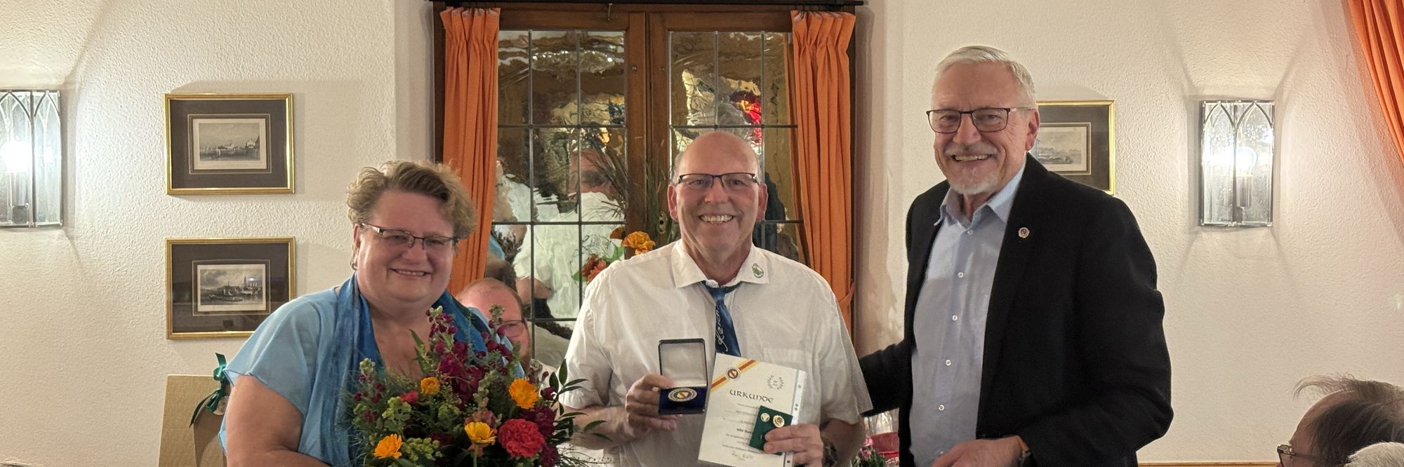 Christof Häringer mit Goldener Verdienstmedaille des BRV ausgezeichnet