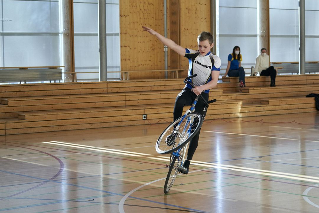 Kunstrad-Junior*innen bestreiten Landeswettkampf 